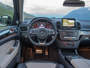 2016GLE 400 4MATIC п؅^