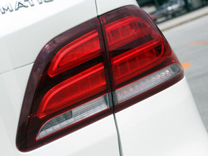 2016GLE 400 4MATIC ^