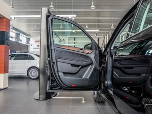 2016GLE 400 4MATIC g