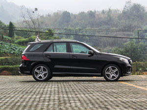 2016GLE 400 4MATIC w^