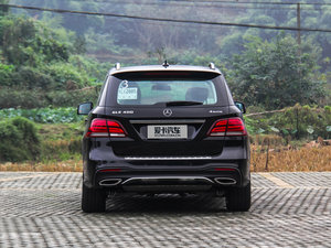 2016款GLE 400 4MATIC 正后	