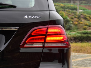 2016GLE 400 4MATIC ^