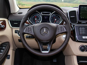 2016款GLE 400 4MATIC 方向盘