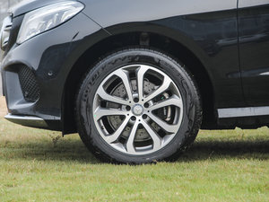 2016GLE 350 d 4MATIC ^