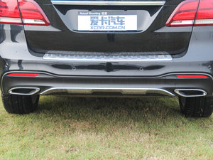 2016款GLE 350 d 4MATIC 排气管