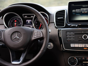 2016GLE 400 4MATIC п؅^