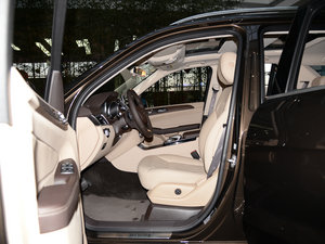 2016款GLE 400 4MATIC 空间座椅