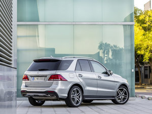 2016GLE 500e 4MATIC w^