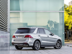 2016款GLE 500e 4MATIC 整体外观