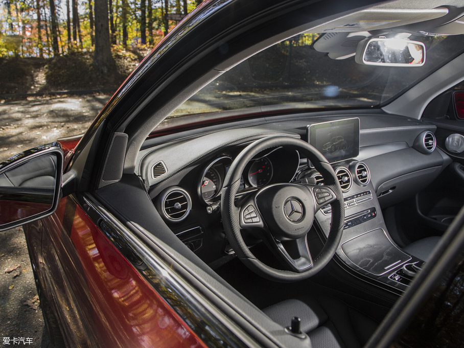 2016��YGLC(����) GLC 300 4MATIC 