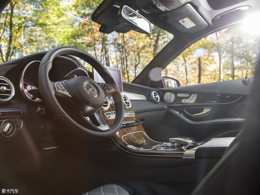 2016��YGLC(����) GLC 300 4MATIC 