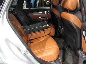 2016款GLC 250d 4MATIC 空间座椅