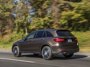 2016款GLC 300 4MATIC  整体外观