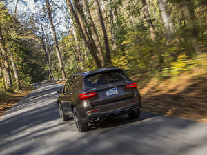 2016款GLC 300 4MATIC  整体外观