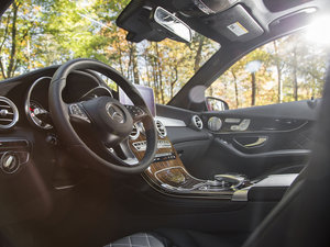 2016款GLC 300 4MATIC  空间座椅