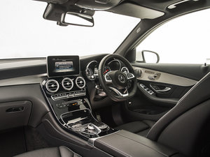 2016款GLC 250d 4MATIC 空间座椅