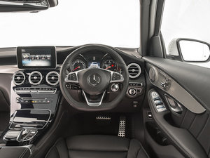 2016款GLC 250d 4MATIC 中控区