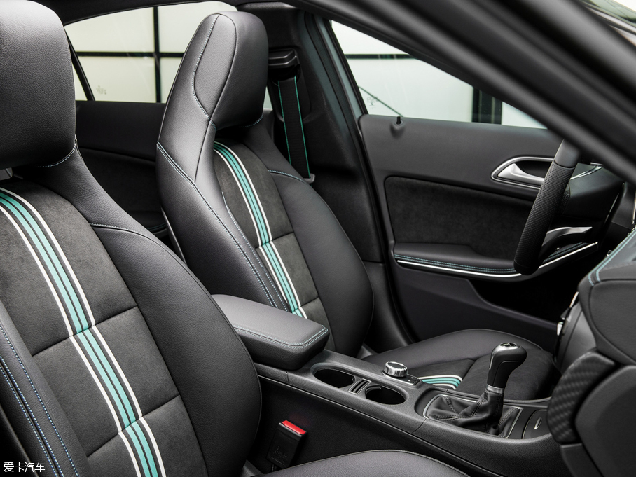 2016��YA��(�M��) A 250