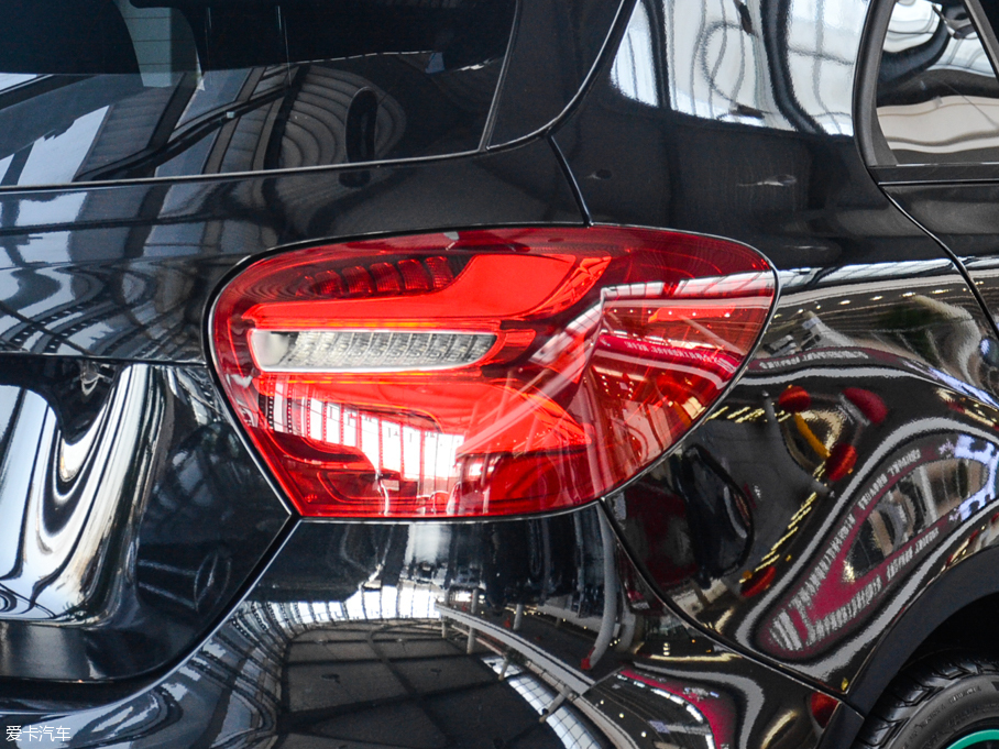 2016��YA��(�M��) A 200 ِ����