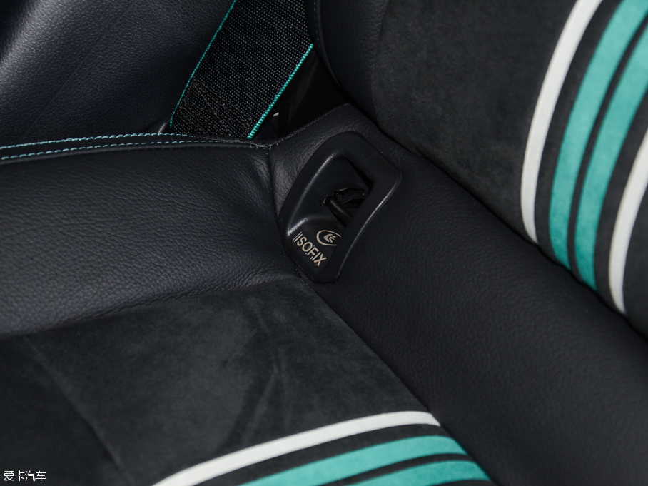 2016YA(M) A 200 ِ