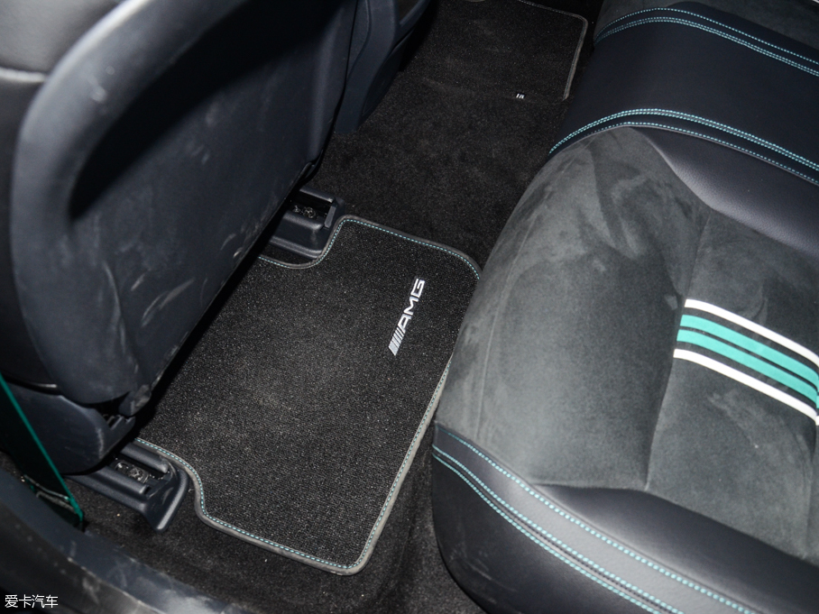 2016YA(M) A 200 ِ