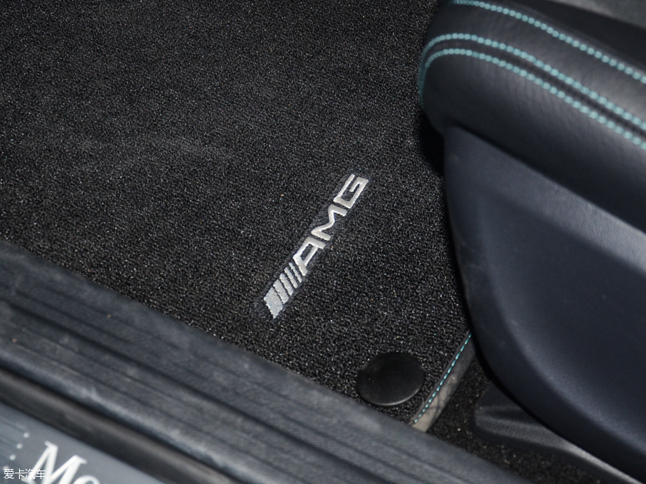 2016YA(M) A 200 ِ