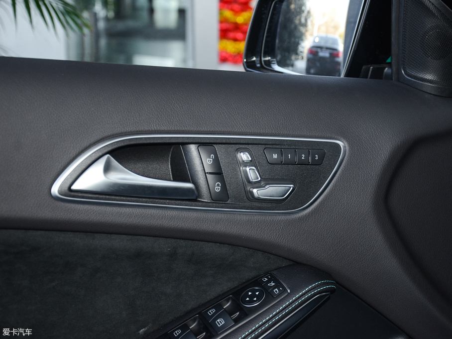 2016YA(M) A 200 ِ