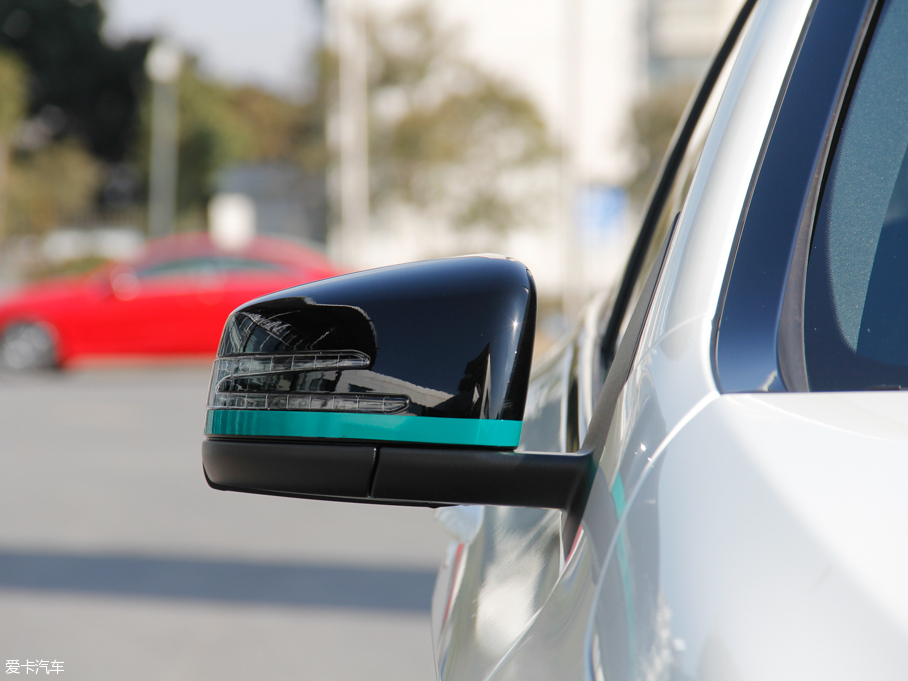 2016YA(M) A 200 ِ