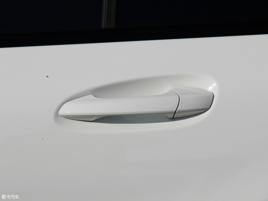 2016YA(M) A 200 ِ