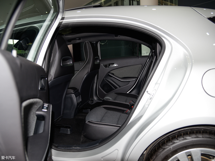 2016YA(M) A 200 Ӹ