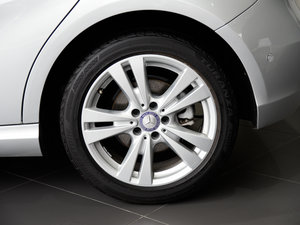 2016款A 200 动感型 轮圈