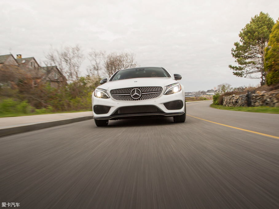 2016��YC��Coupe C 300 �I��܇