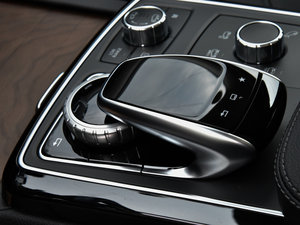 2016GLS 400 4MATIC Ӹ п؅^(q)