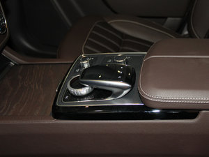 2016GLS 400 4MATIC Ӹ п؅^(q)