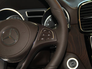 2016GLS 400 4MATIC Ӹ п؅^(q)