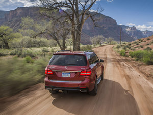 2016GLS 550 4MATIC w^