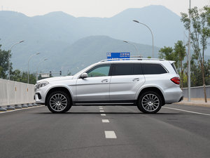 2016GLS 500 4MATIC ^