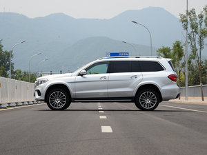 2016GLS 500 4MATIC ^