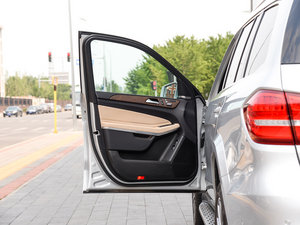 2016GLS 500 4MATIC {λ܇T