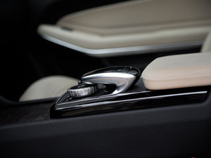 2016GLS 500 4MATIC п؅^