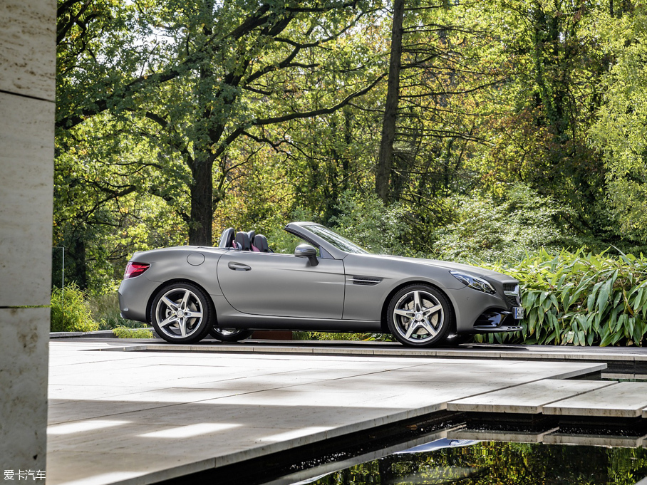 2016YSLC 300 A\(yn)(dng)