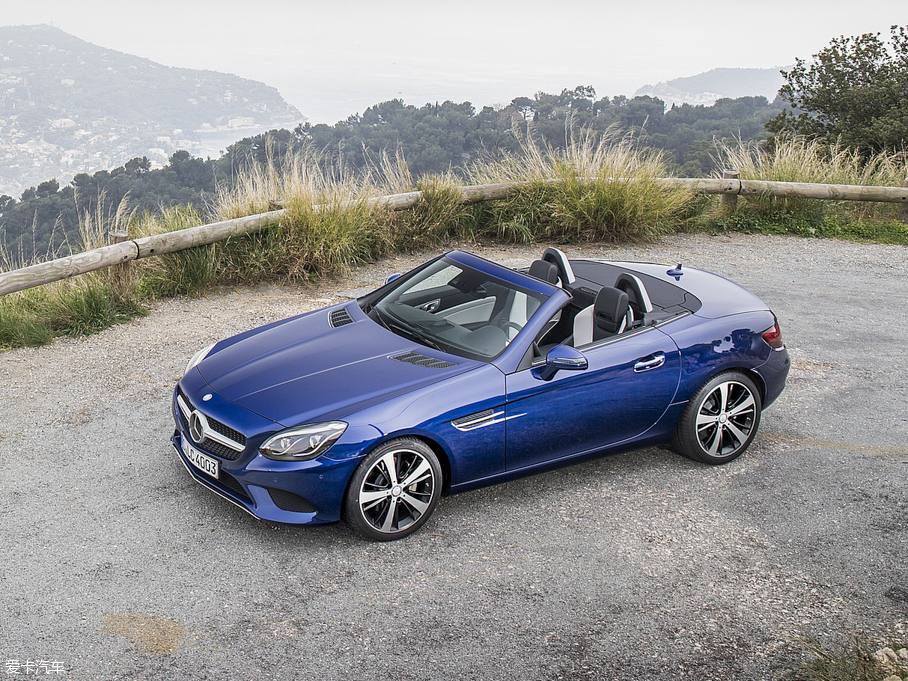 2016YSLC 300 A\(yn)(dng)