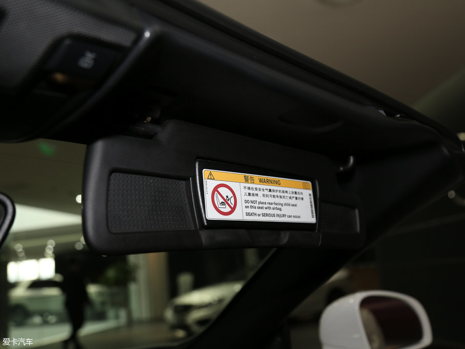 2016YSLC 200 (dng)