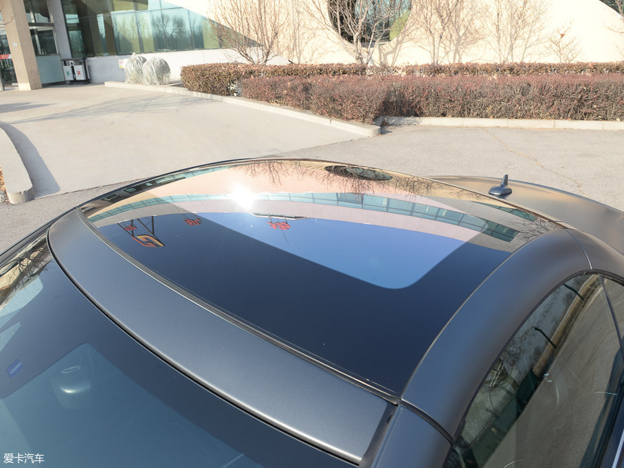 2016YSLC 300 A\(yn)(dng)