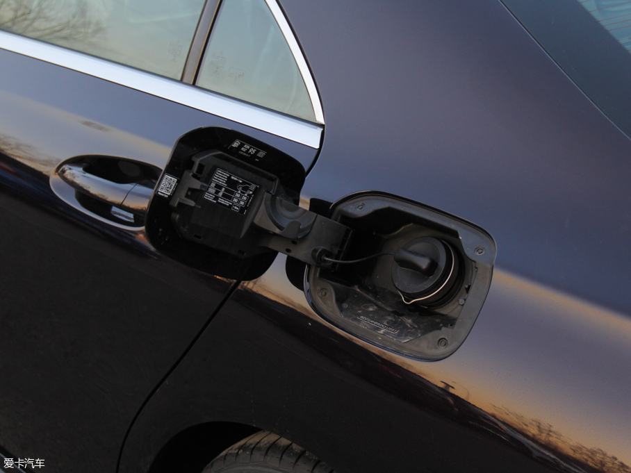 2016YCLA CLA 220 4MATIC