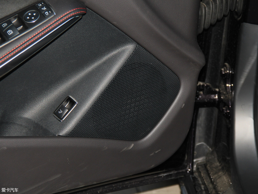 2016YCLA CLA 220 4MATIC