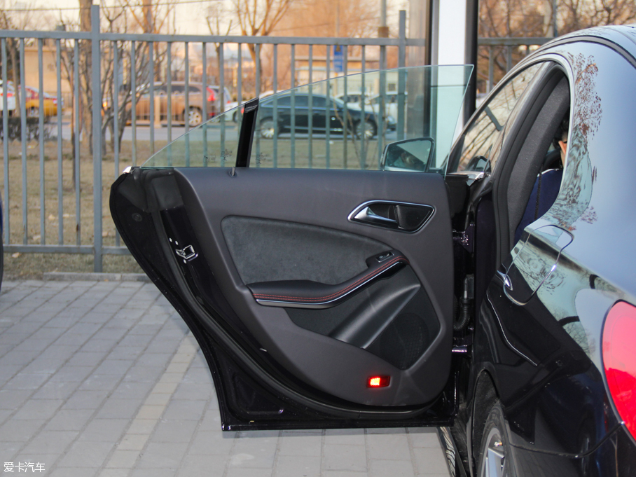 2016��YCLA CLA 220 4MATIC