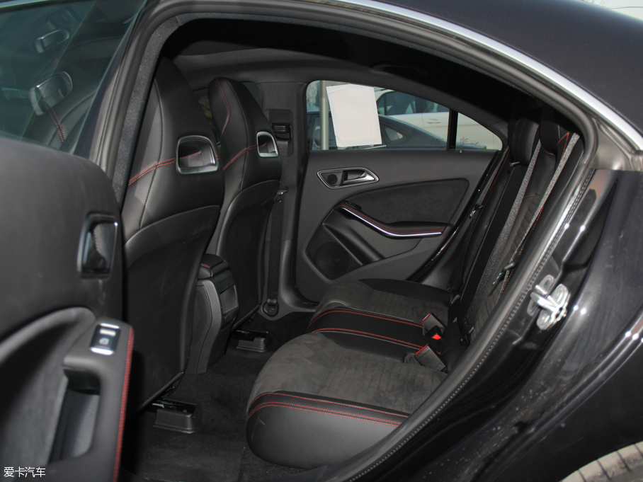 2016YCLA CLA 220 4MATIC