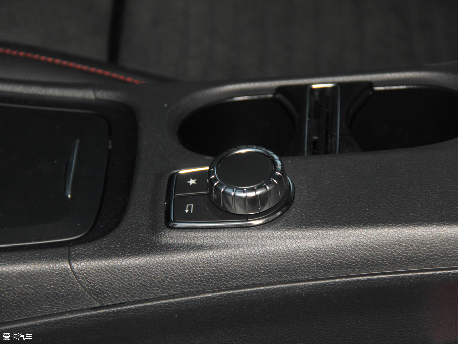 2016YCLA CLA 220 4MATIC