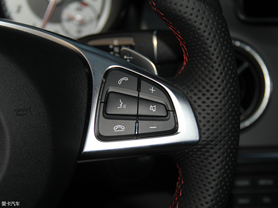 2016YCLA CLA 220 4MATIC